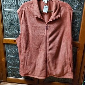Saddlebred Sleeveless Fleece NWT XL Red